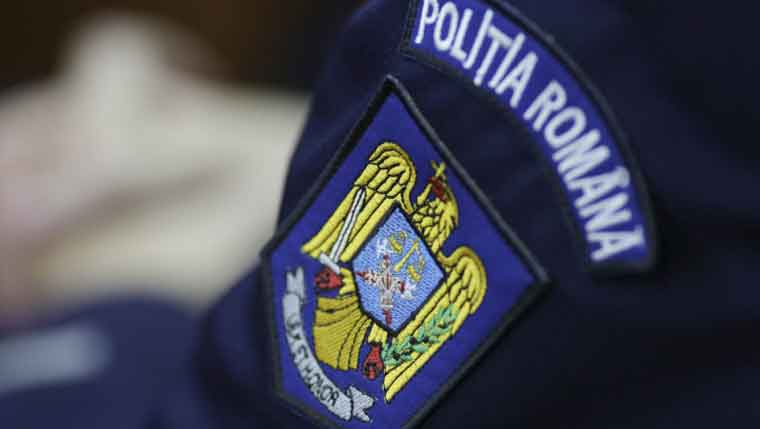 Polițist din Olt, reținut de DNA pentru trafic de influență