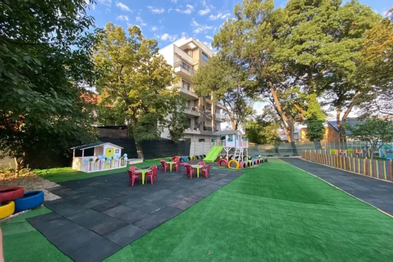 gifted kids academy 768x512